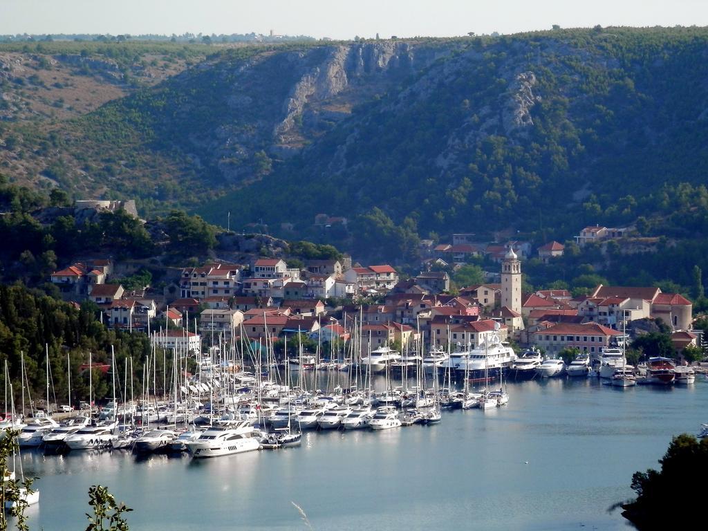 Apartments Village Lozovac Exteriör bild