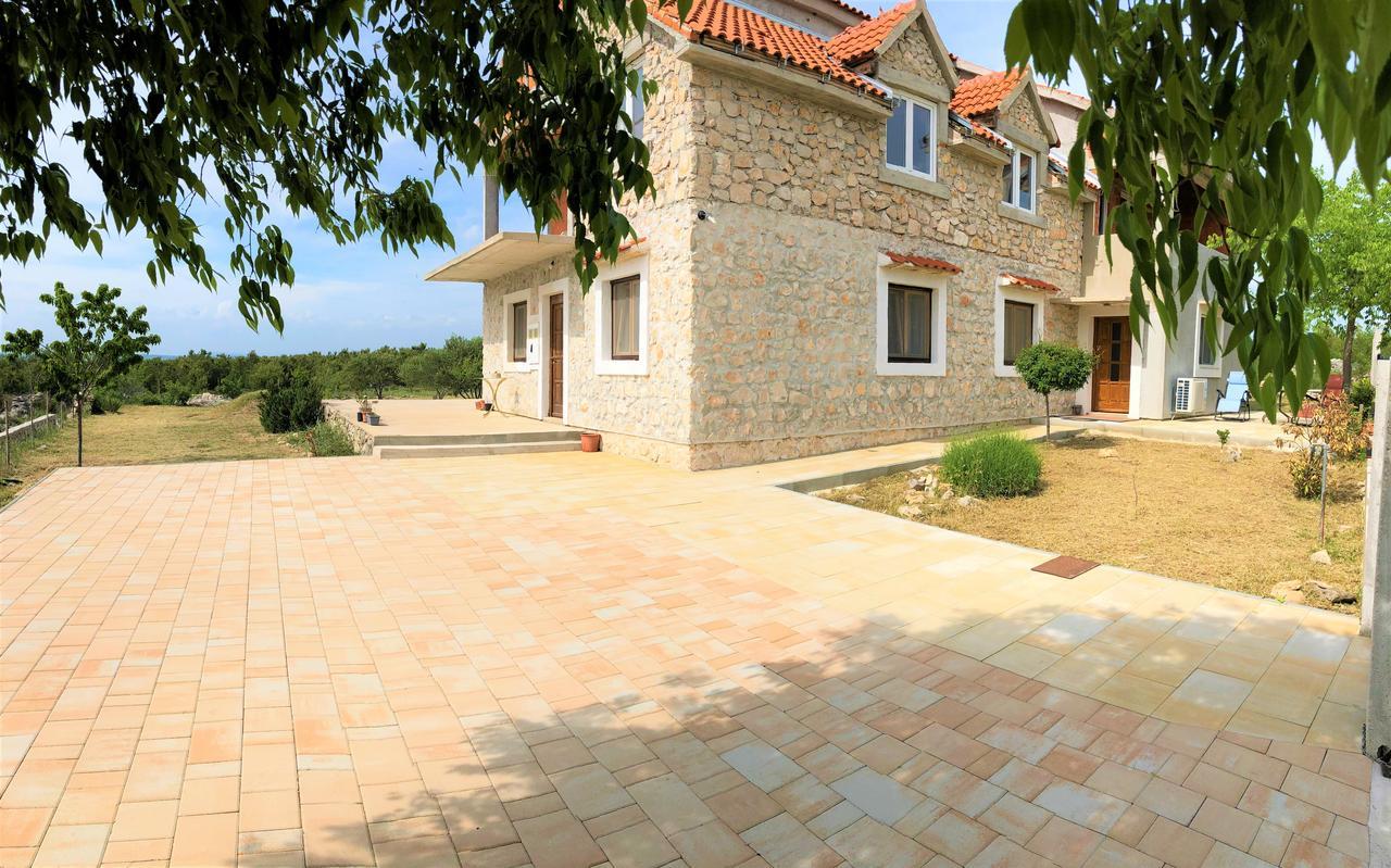 Apartments Village Lozovac Exteriör bild